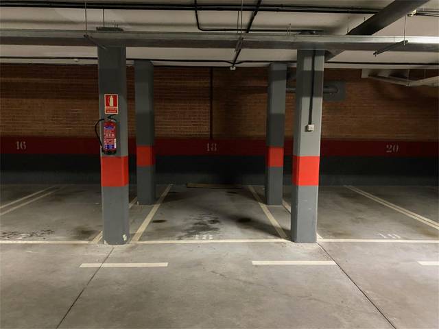 Garaje en Venta en Calle Princesa de Éboli en Sanchinarro