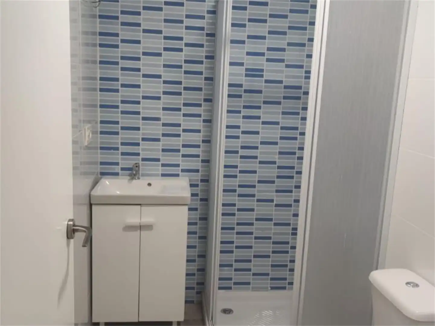 Dachboden zur Miete in Calle Borneo, Rollo - Puente Ladrillo Badezimmer von Dachboden zur Miete in Salamanca mit Heizung, Terrasse und Abstellraum