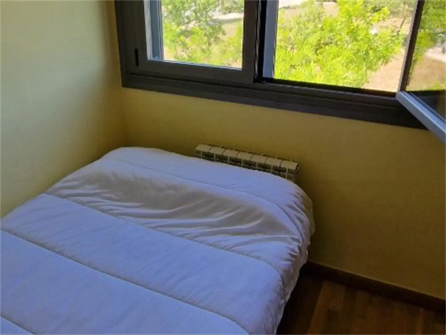 Habitación de Piso para compartir en Salamanca con Aire acondicionado, Calefacción y Jardín privado