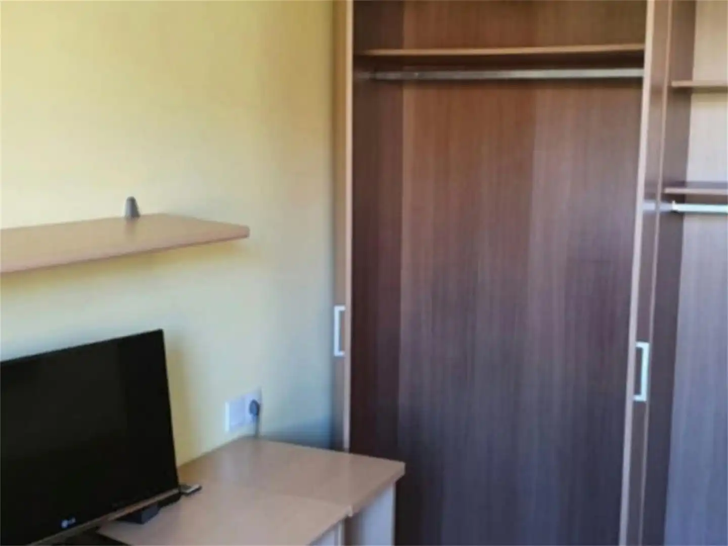 Habitación de Piso para compartir en Salamanca con Aire acondicionado, Calefacción y Jardín privado