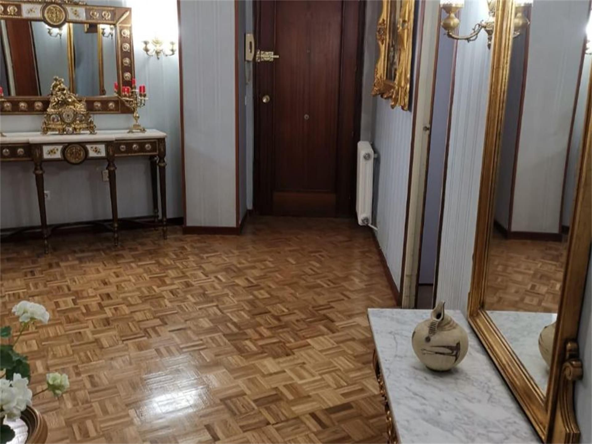 Pis en venda en Aranda de Duero amb Calefacció, Parquet i Terrassa