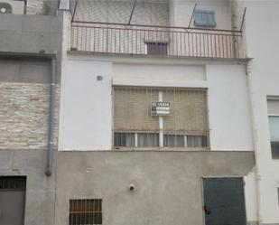 Vista exterior de Casa adosada en venda en Alfarràs amb Balcó