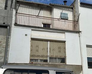 Vista exterior de Casa adosada en venda en Alfarràs amb Balcó