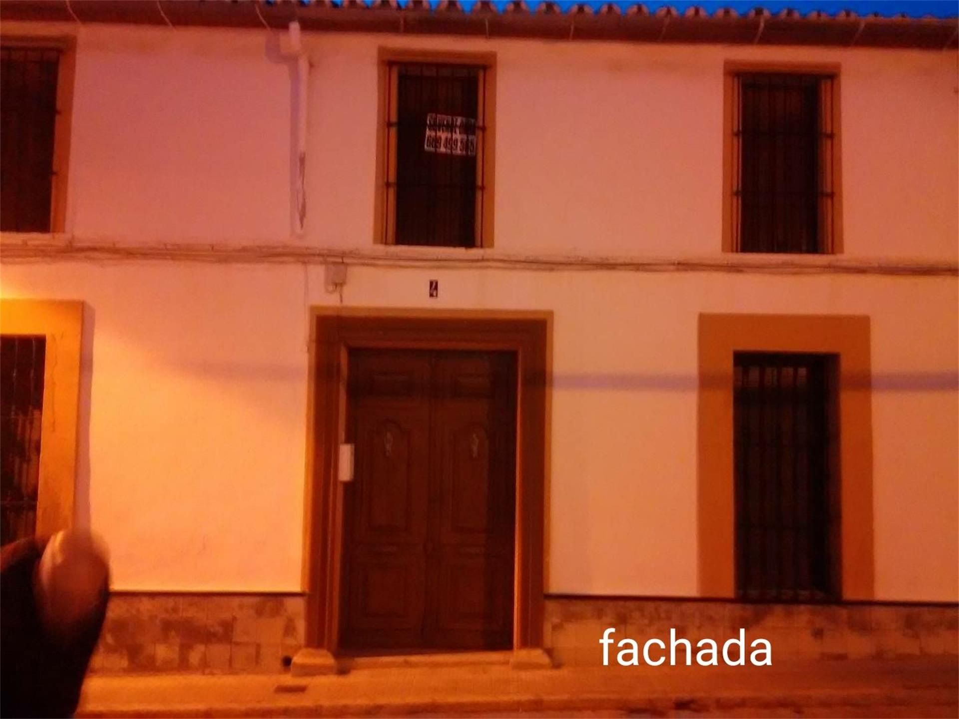 Exterior view of Single-family semi-detached for sale in Cabeza del Buey  with Terrace, Storage room and Furnished