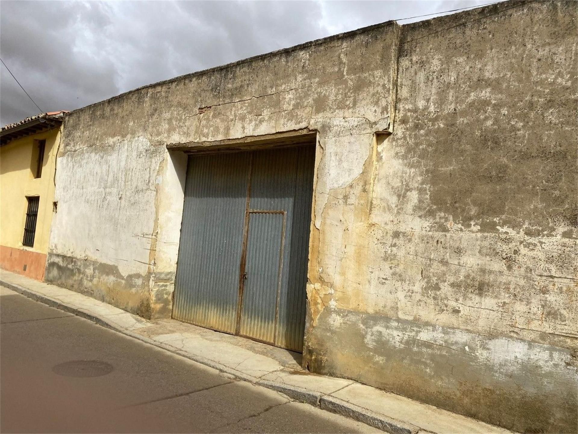 Vista exterior de Urbanizable en venta en Fuentes de Nava