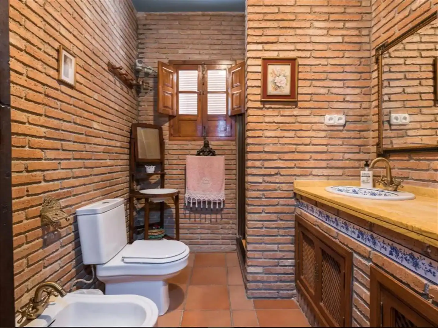 Country homes for rent in A-7281, Zona de la Vega Bathroom of Country homes for rent in Antequera with Air Conditioner, Heating and Private garden