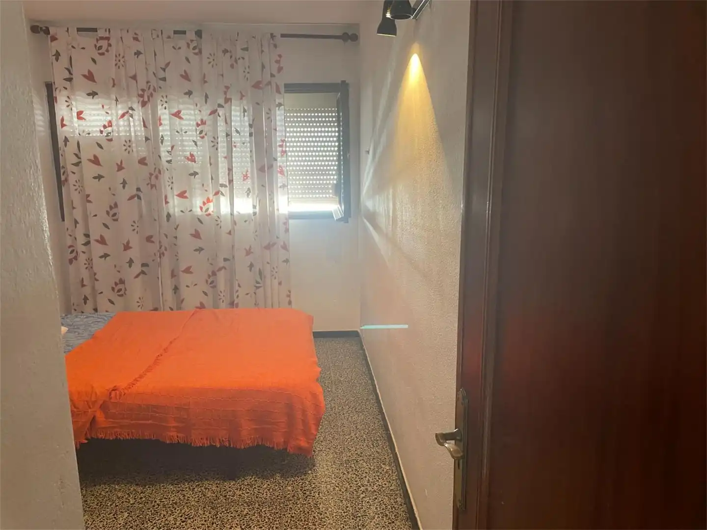 Pis en venda a Avenida de Gáldar, San Fernando Dormitori de Pis en venda en San Bartolomé de Tirajana amb Moblat i Balcó