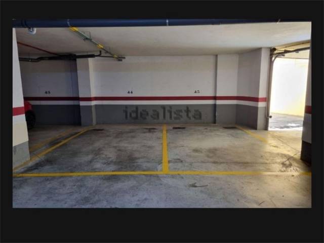 Garaje en Venta en Carrer Castella Lleó en Zona los Colegios