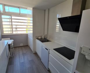 Kitchen of Flat for sale in  Sevilla Capital  with Air Conditioner