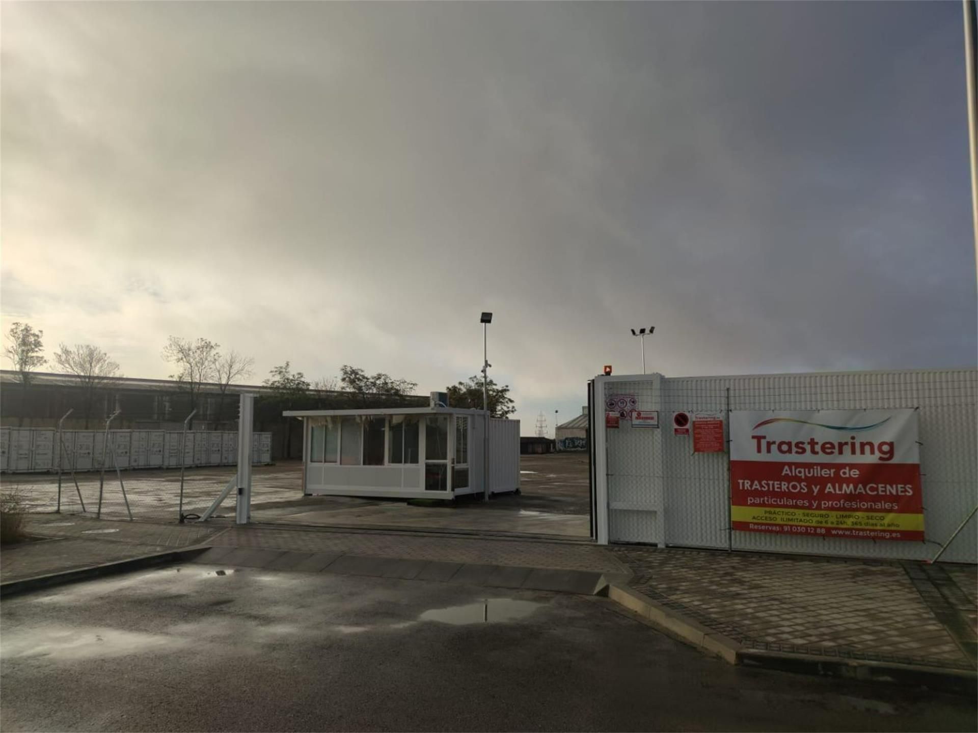 Vista exterior de Traster de lloguer en  Madrid Capital