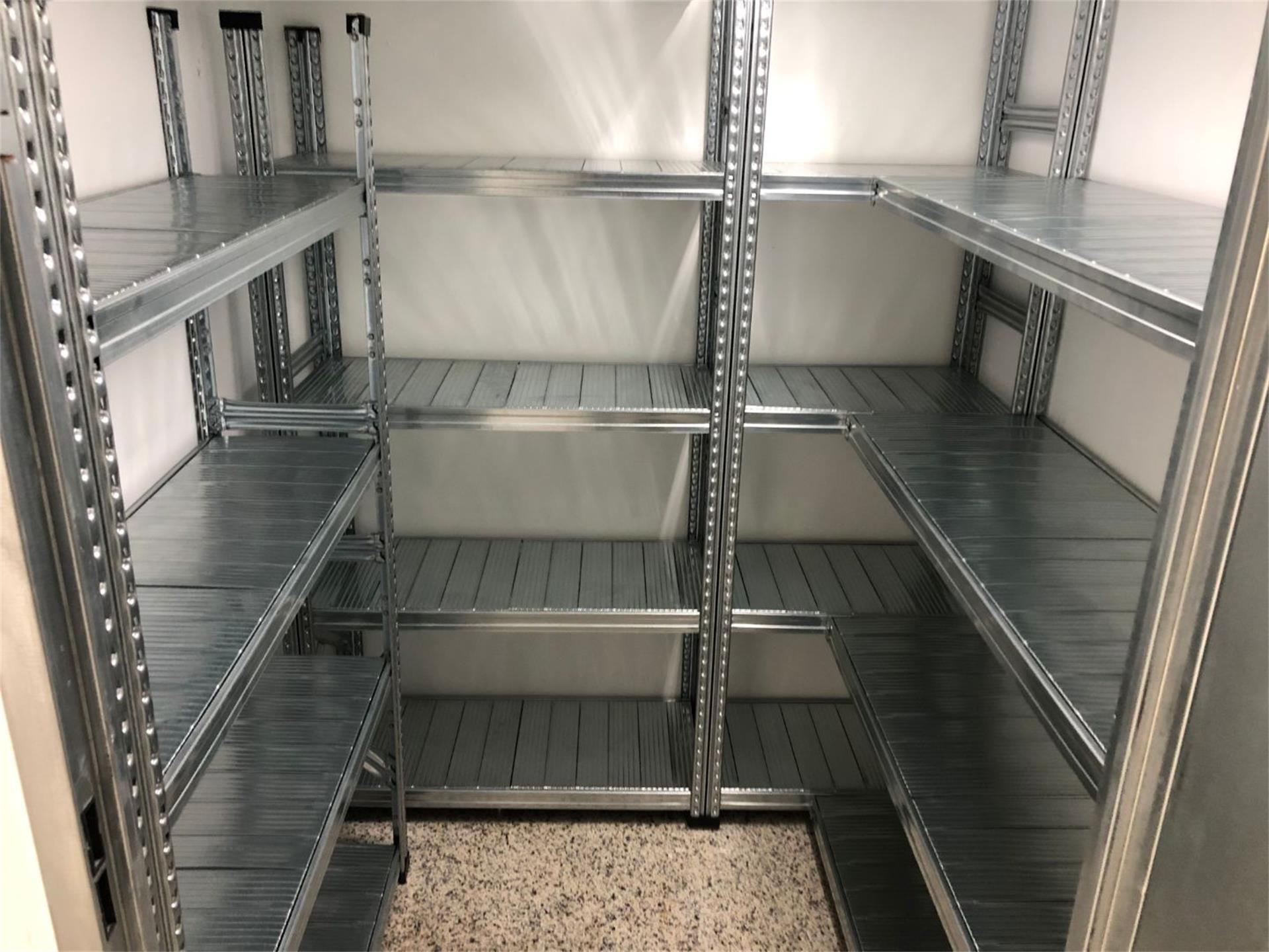 Box room to rent in  Madrid Capital