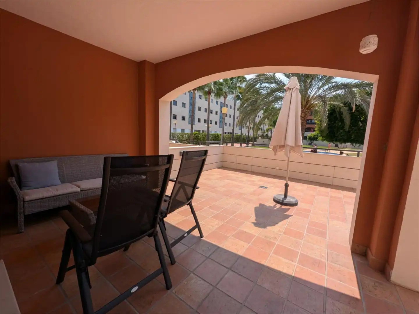Ground floor for rent in Calle Llavador, Centro Urbano