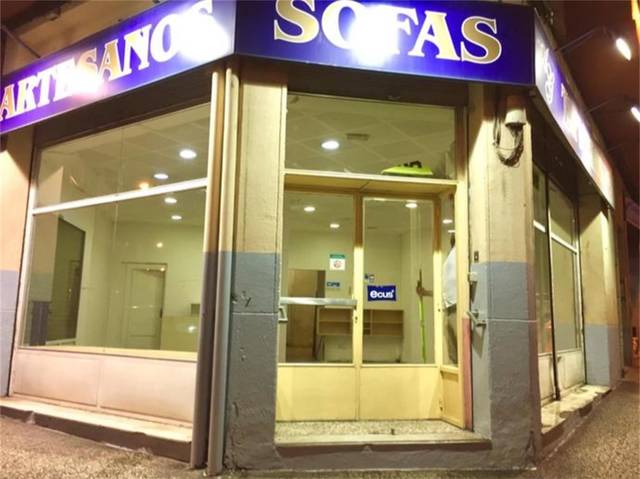 Local comercial en Alquiler en Calle Doce de Octubre, 42D en San José Alto