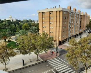 Vista exterior de Pis en venda en San Fernando