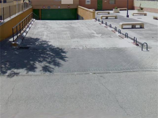 Garaje en Alquiler en Calle Aragón en San Nicasio