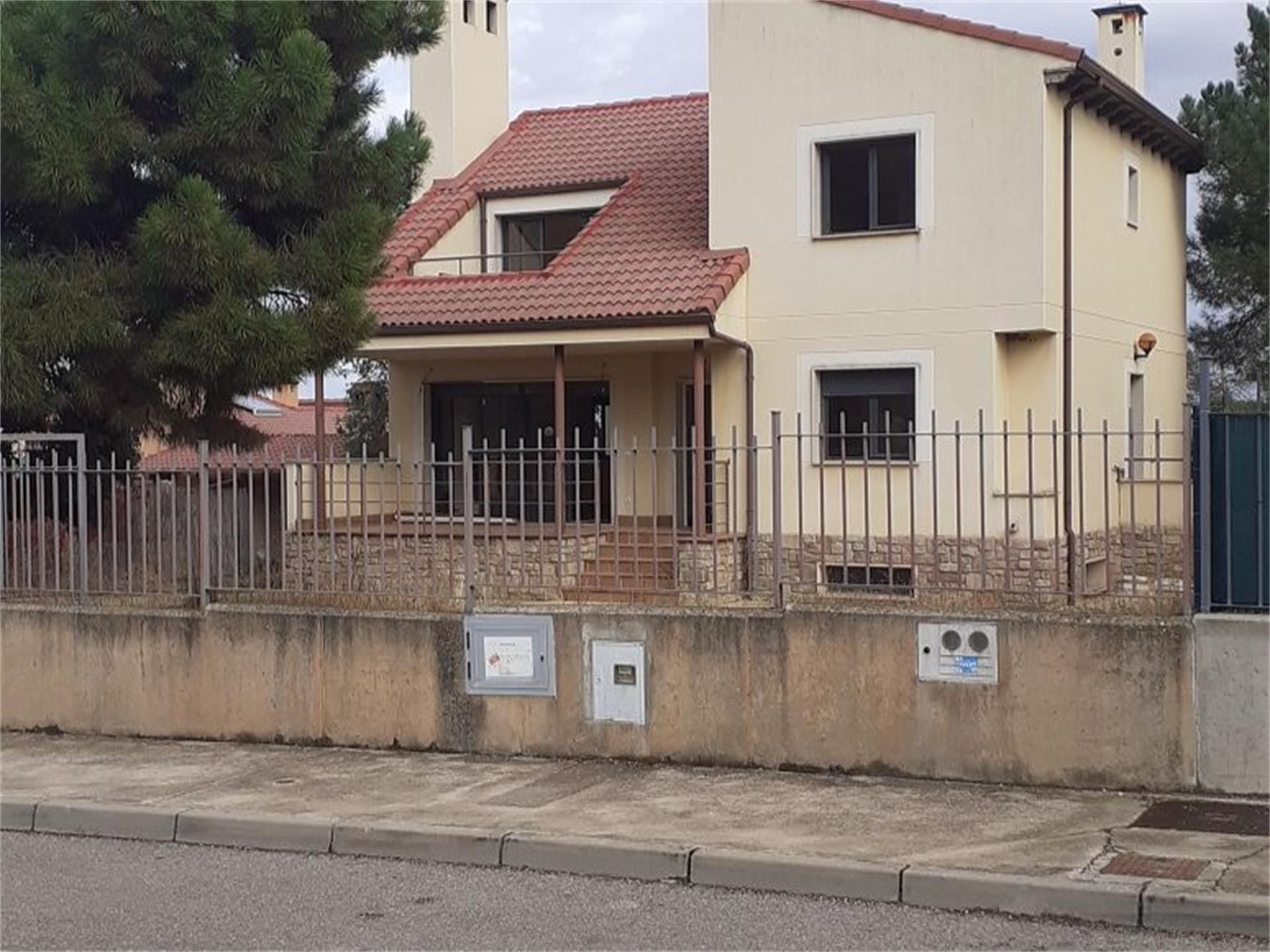 Exterior view of Flat for sale in Aranda de Duero  with Air Conditioner, Heating and Private garden
