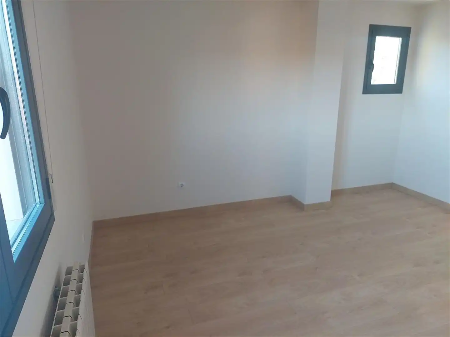 Bedroom of Flat for sale in Aranda de Duero  with Air Conditioner, Heating and Private garden