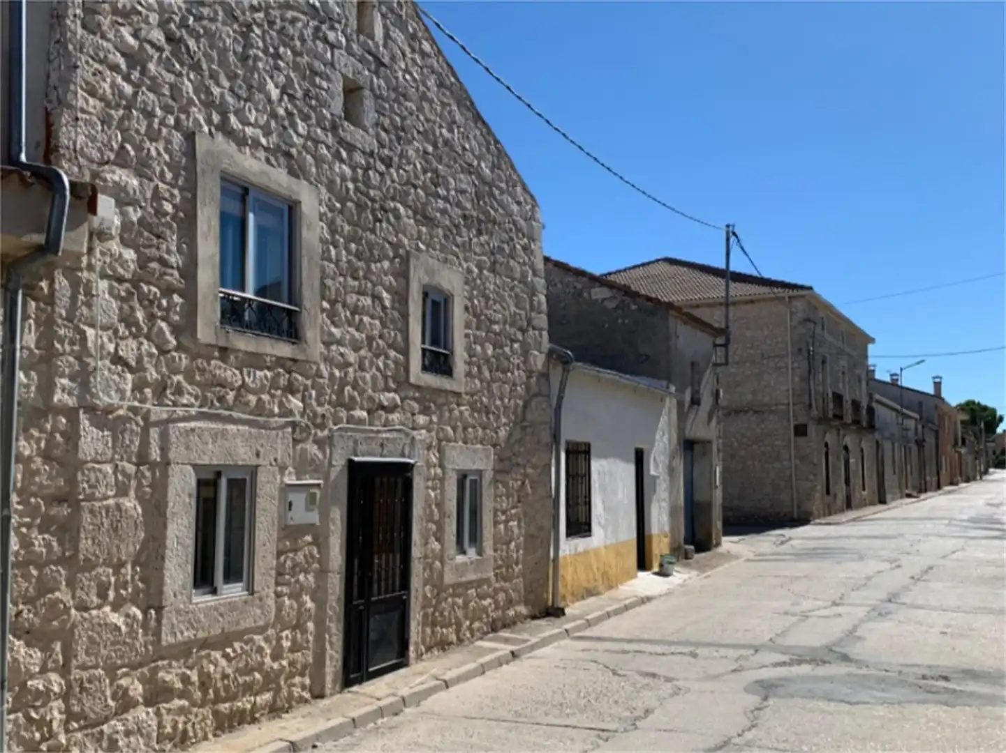 Detached homes for sale in Calle Olma de la Virgen, Fuentesaúco de Fuentidueña Detached homes for sale in Calle Olma de la Virgen, Fuentesaúco de Fuentidueña