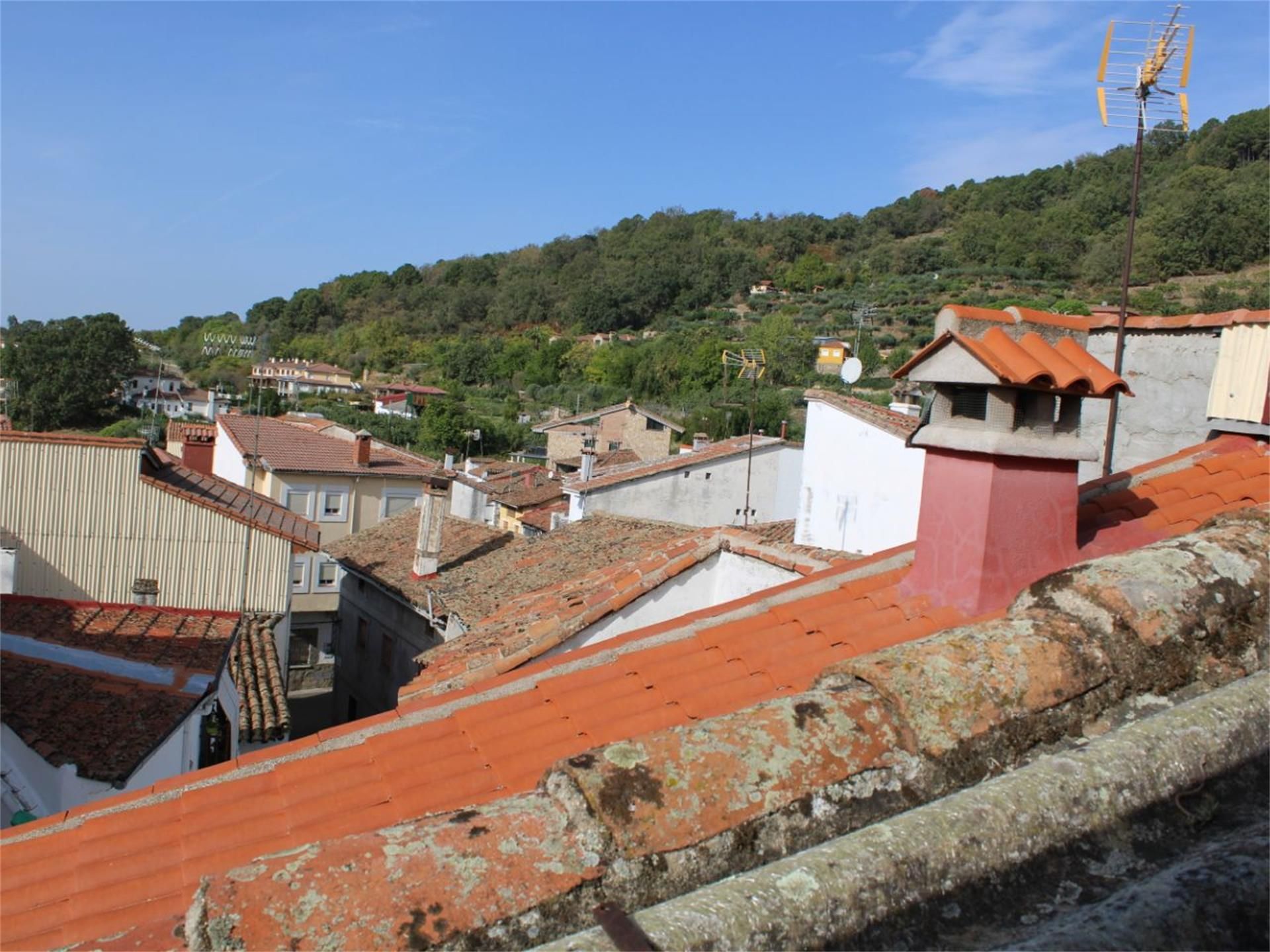 Exterior view of Single-family semi-detached for sale in Poyales del Hoyo  with Terrace and Balcony