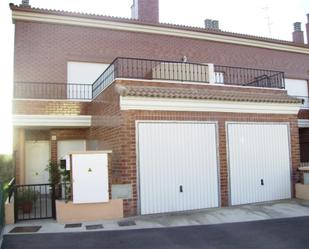 Single-family semi-detached for sale in Calle Cervantes, 1, Cabañas de Ebro