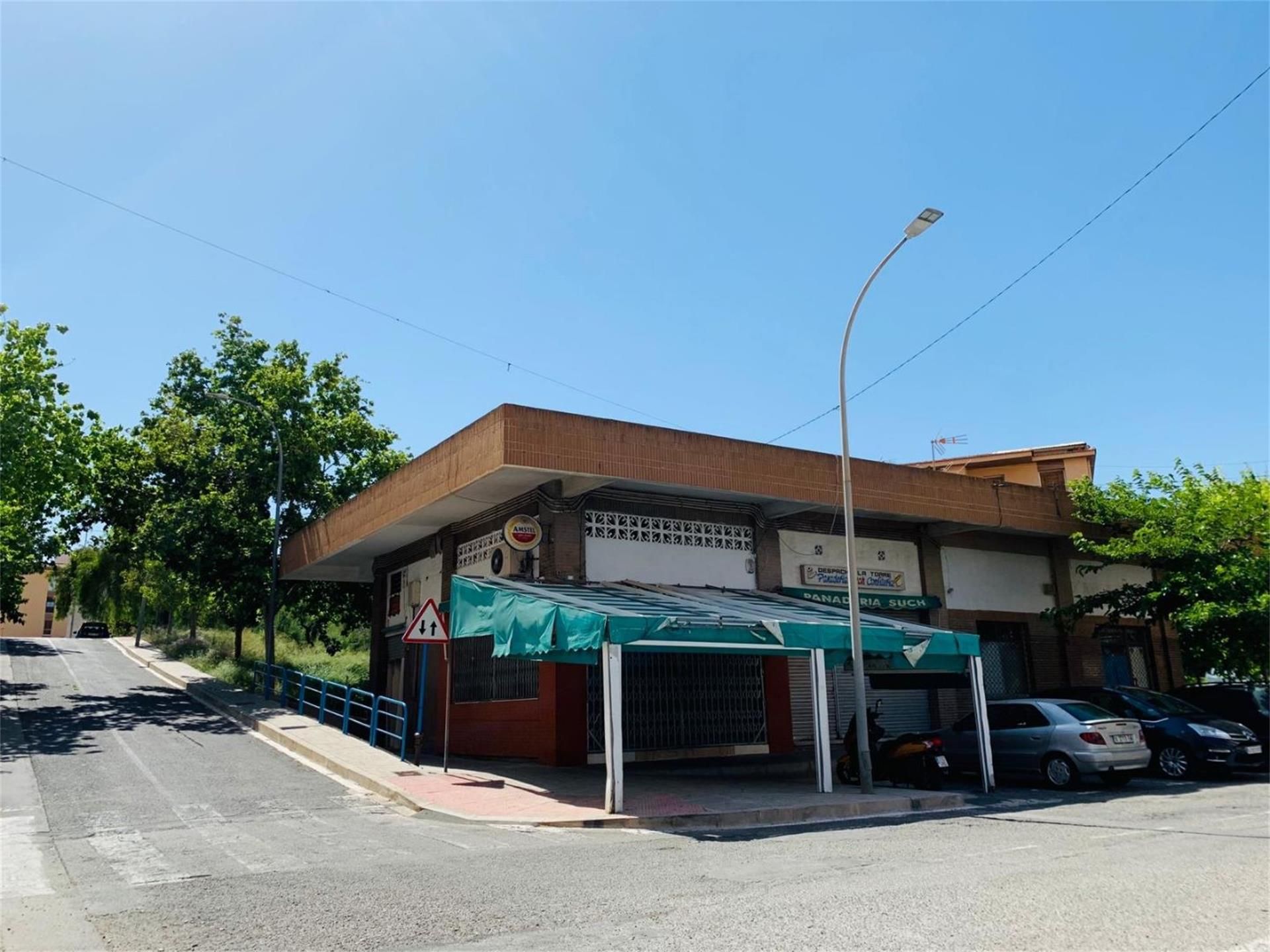 Vista exterior de Local en venda en Alicante / Alacant amb Aire condicionat