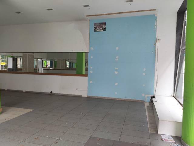 Local comercial en Alquiler en Rúa Urzaiz, 103 en Fátima