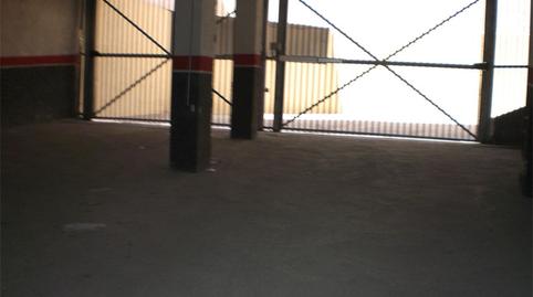 Garage to rent in Calle de la Marina Alta, Sant Pau, Valencia - image 2 Photo 2 of Garage to rent in Calle de la Marina Alta, Sant Pau, Valencia