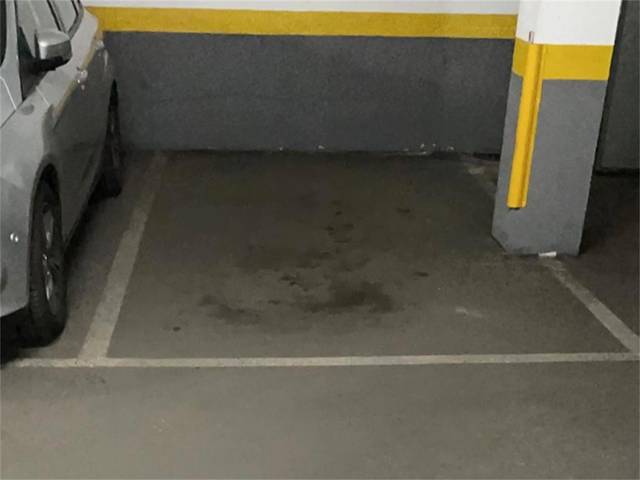 Garaje en Alquiler en Calle de Lola Membrives en Opañel