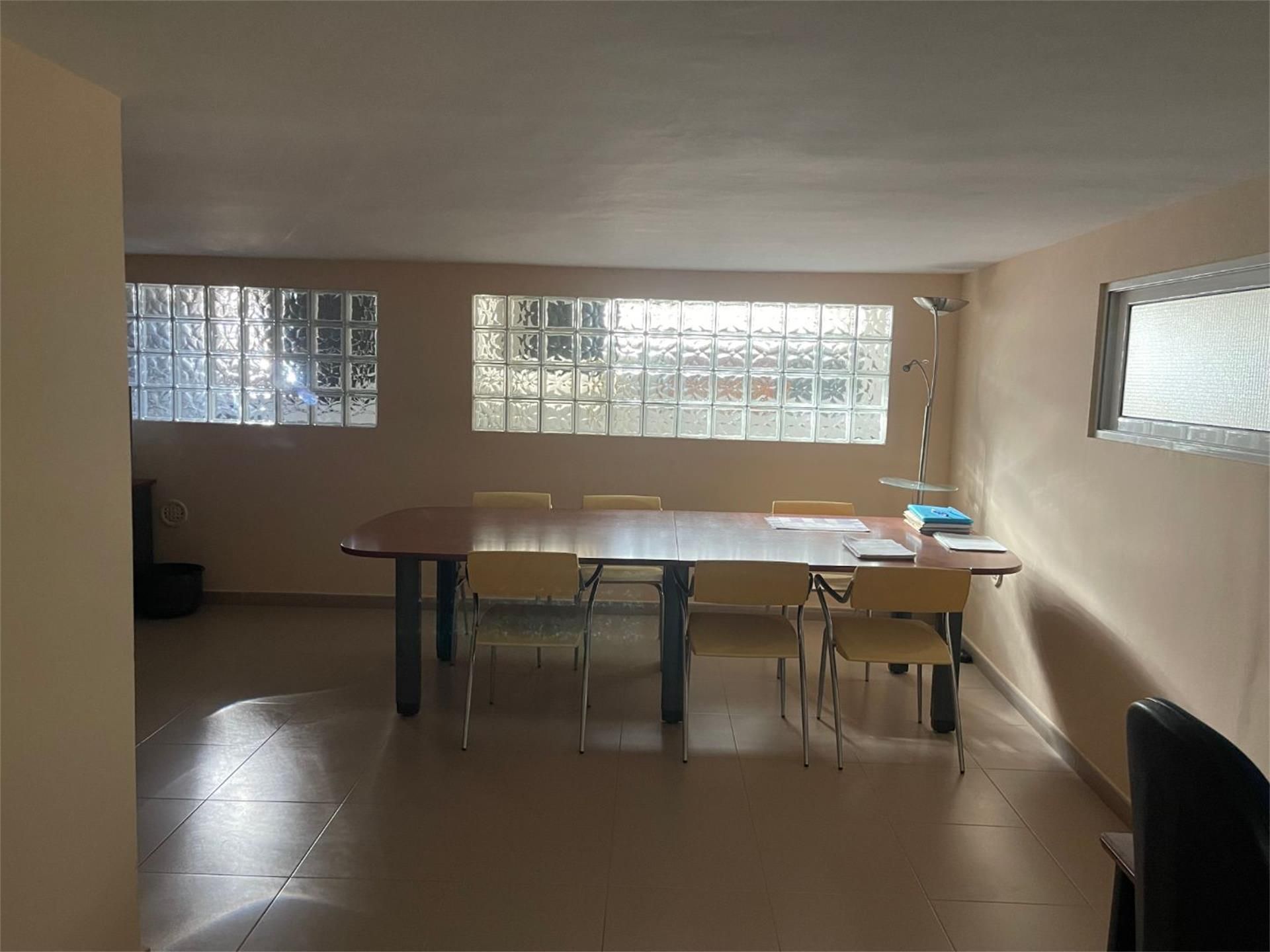 Office to rent in Pineda de Mar