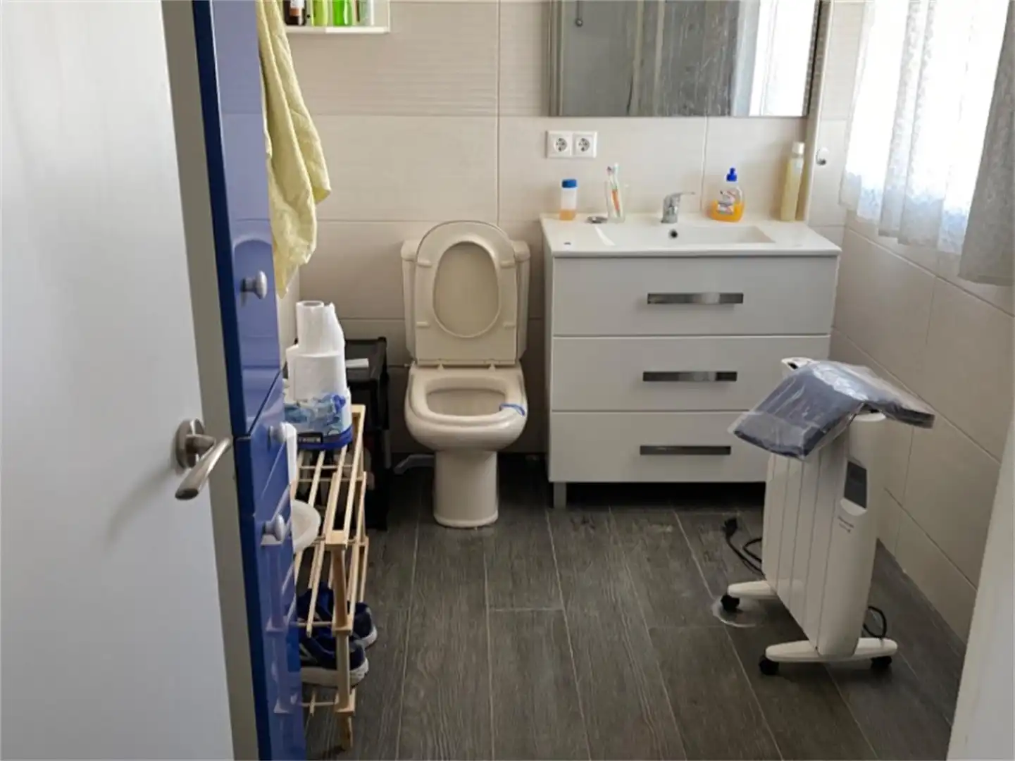 Planta baja en venta en Camino Manzano, Villar de Cañas Baño de Planta baja en venta en Villar de Cañas con Piscina