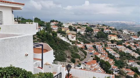 Casa adosada en venda a Avenida Irlanda, Las Atalayas - Urmi - Cerro de Mar, Castellón - imatge 4 Foto 4 de Casa adosada en venda a Avenida Irlanda, Las Atalayas - Urmi - Cerro de Mar, Castellón