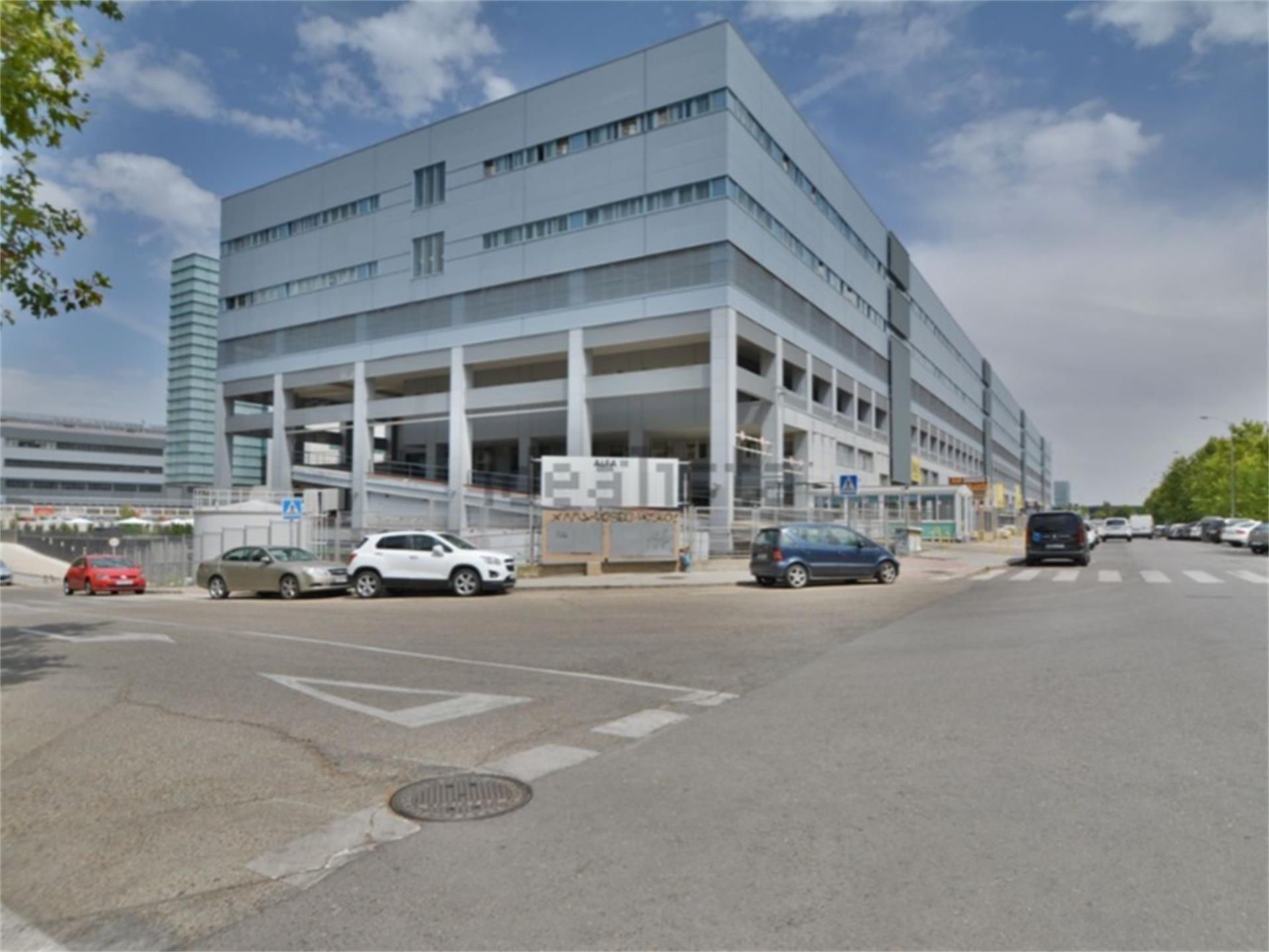 Vista exterior de Nau industrial de lloguer en  Madrid Capital amb Aire condicionat i Calefacció