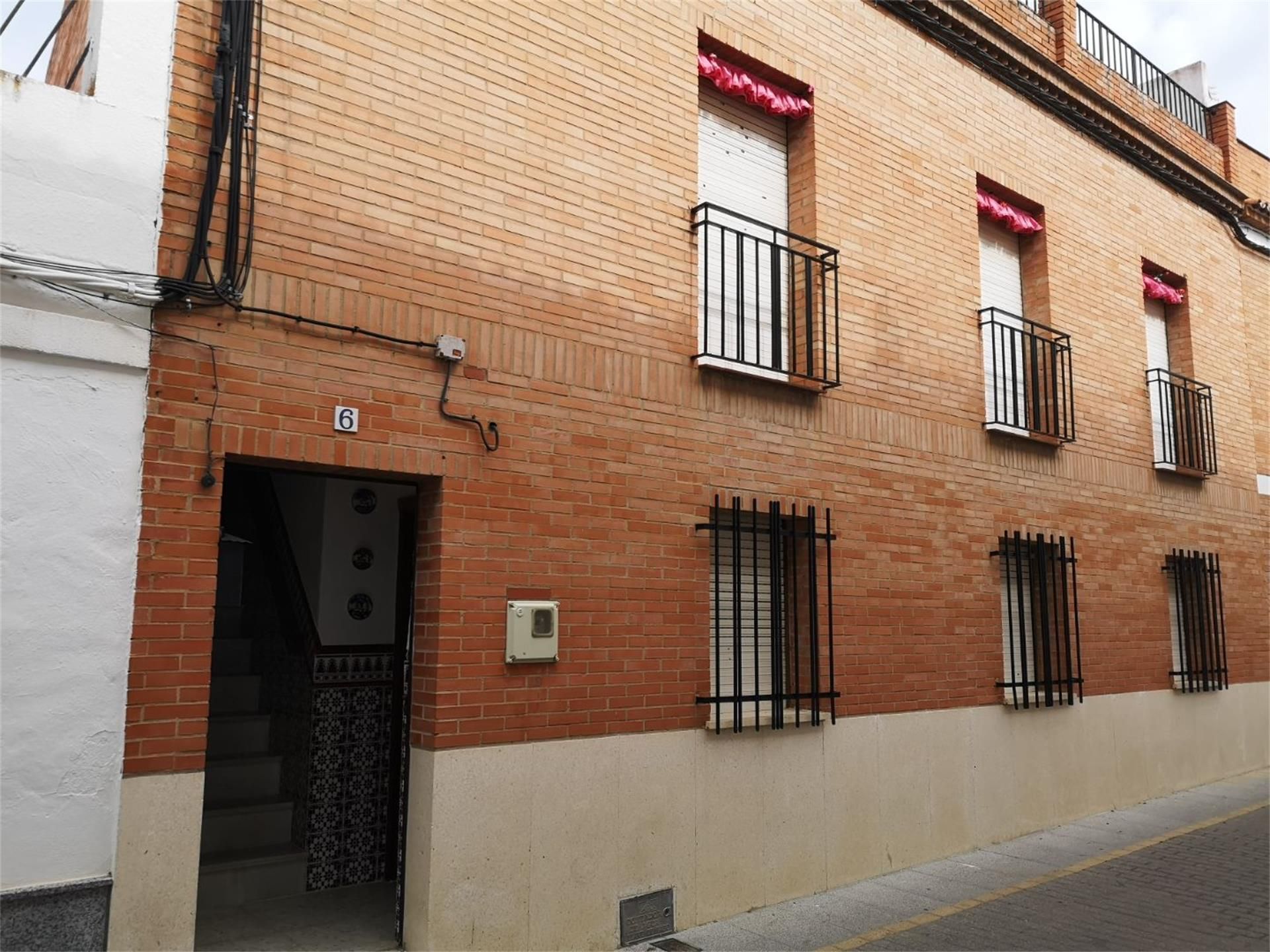 Vista exterior de Casa adosada en venda en Villaharta amb Terrassa, Traster i Moblat