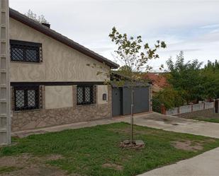 Vista exterior de Casa o xalet en venda en Mozárbez