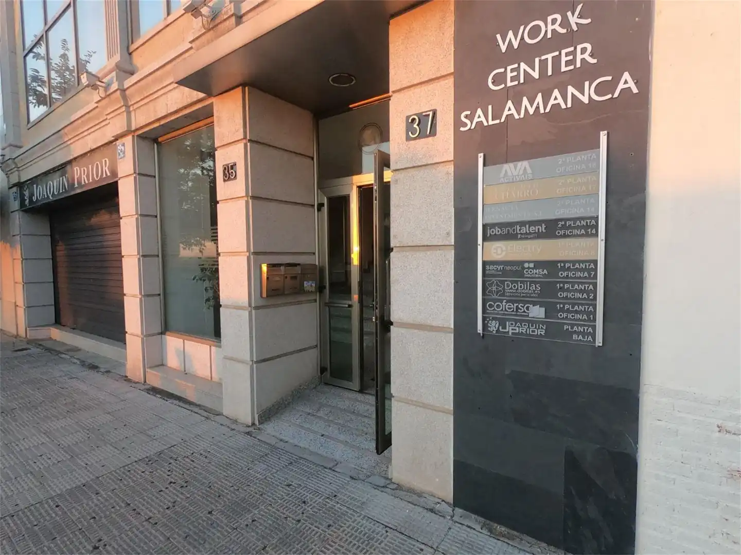 Oficina de alquiler en Calle Cañón del Río Lobos, San José - El Montalvo Vista exterior de Oficina de alquiler en Salamanca