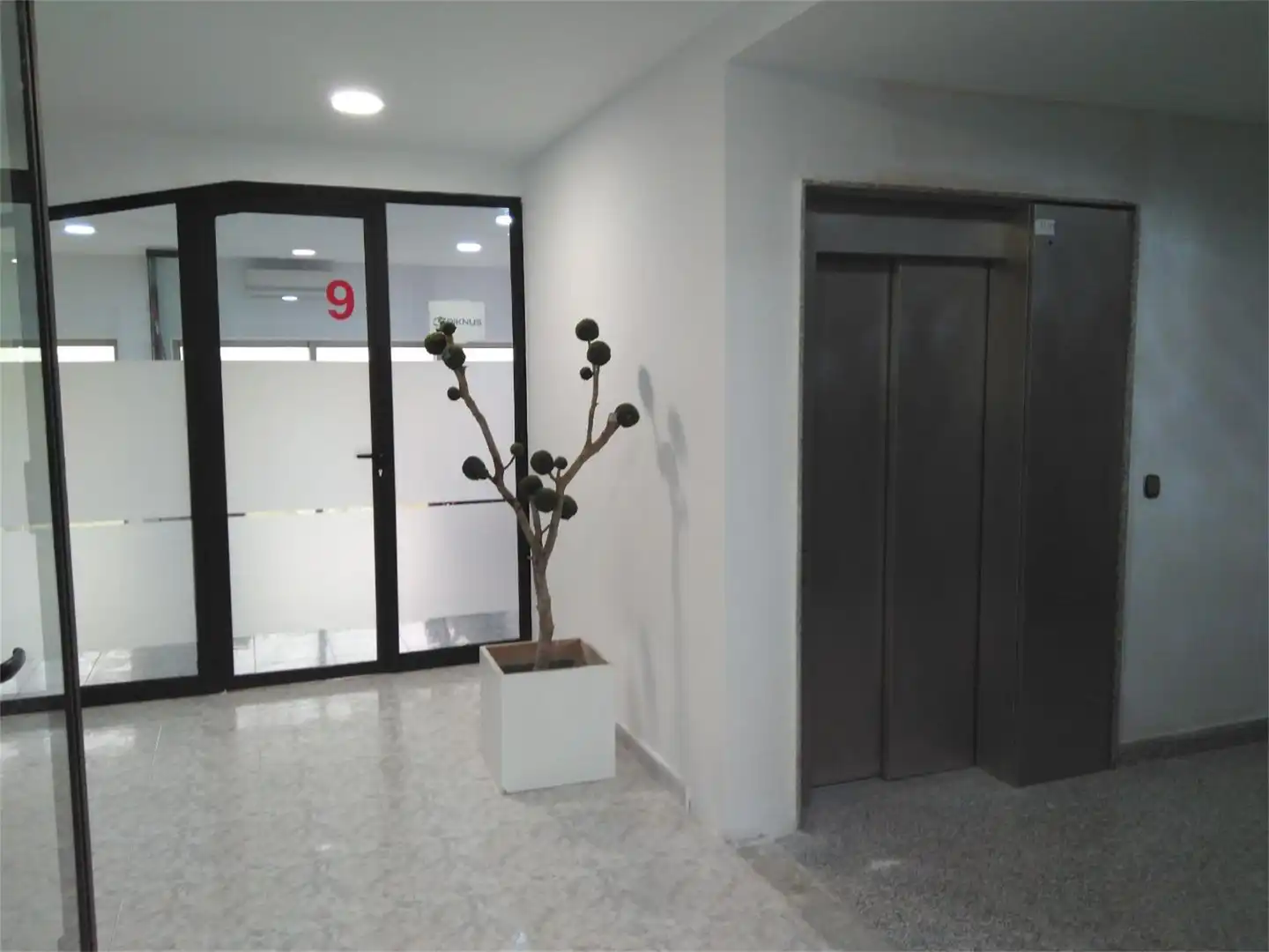 Oficina de alquiler en Calle Cañón del Río Lobos, San José - El Montalvo Oficina de alquiler en Salamanca