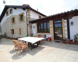 Terrace of House or chalet for sale in Valdáliga  with Heating, Parquet flooring and Terrace