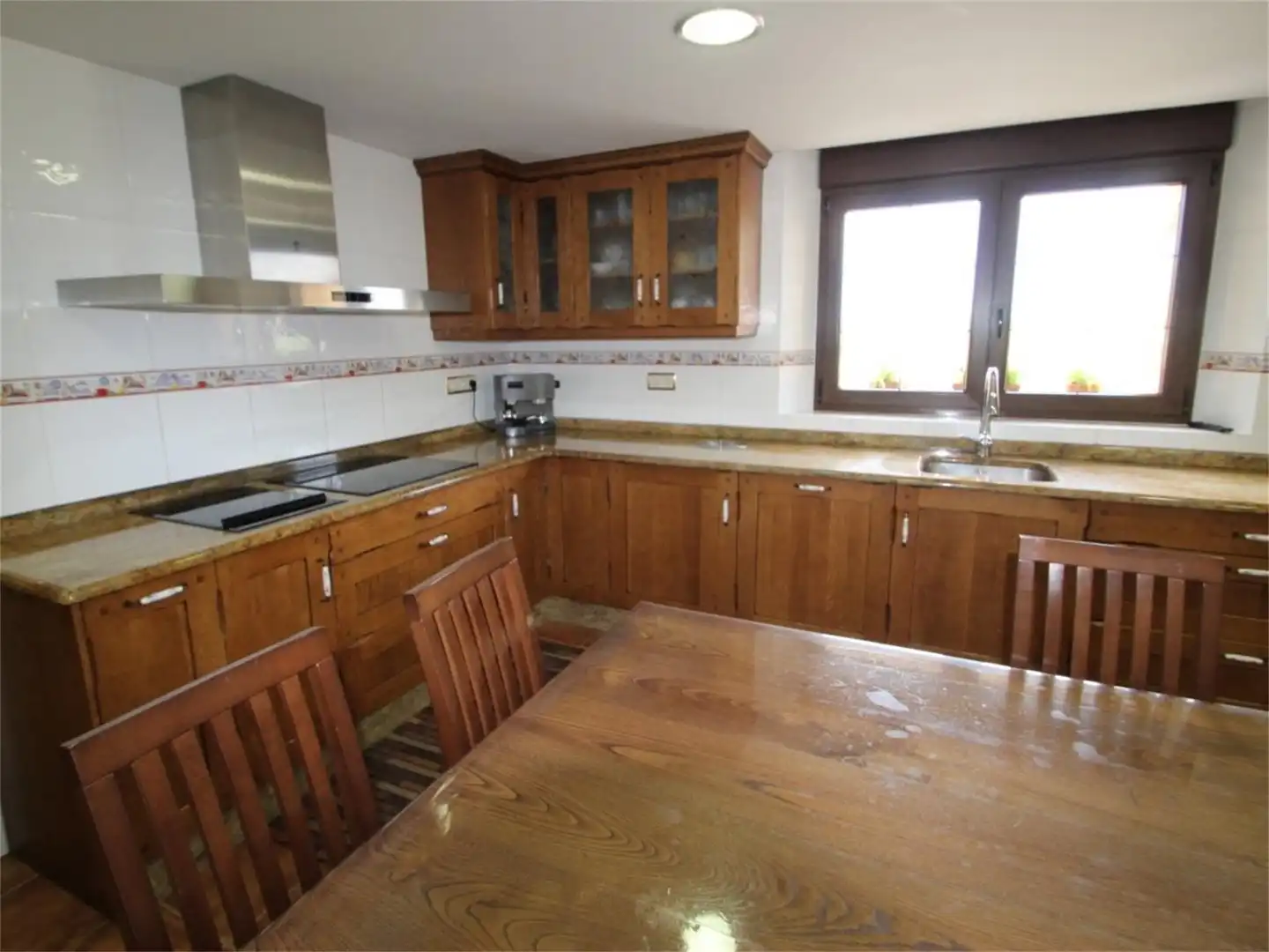 Casa o chalet en venta en Urbanización La Peñía, Valdáliga Cocina de Casa o chalet en venta en Valdáliga con Calefacción, Parquet y Terraza