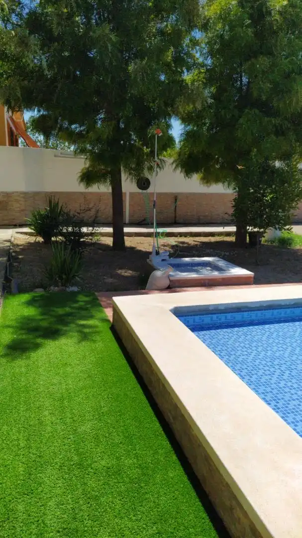 Country house zum Verkauf in Calle Vereda de la Conchuela, El Higuerón Schwimmbecken von Country house zum Verkauf in Córdoba Capital mit Klimaanlage und Schwimmbad