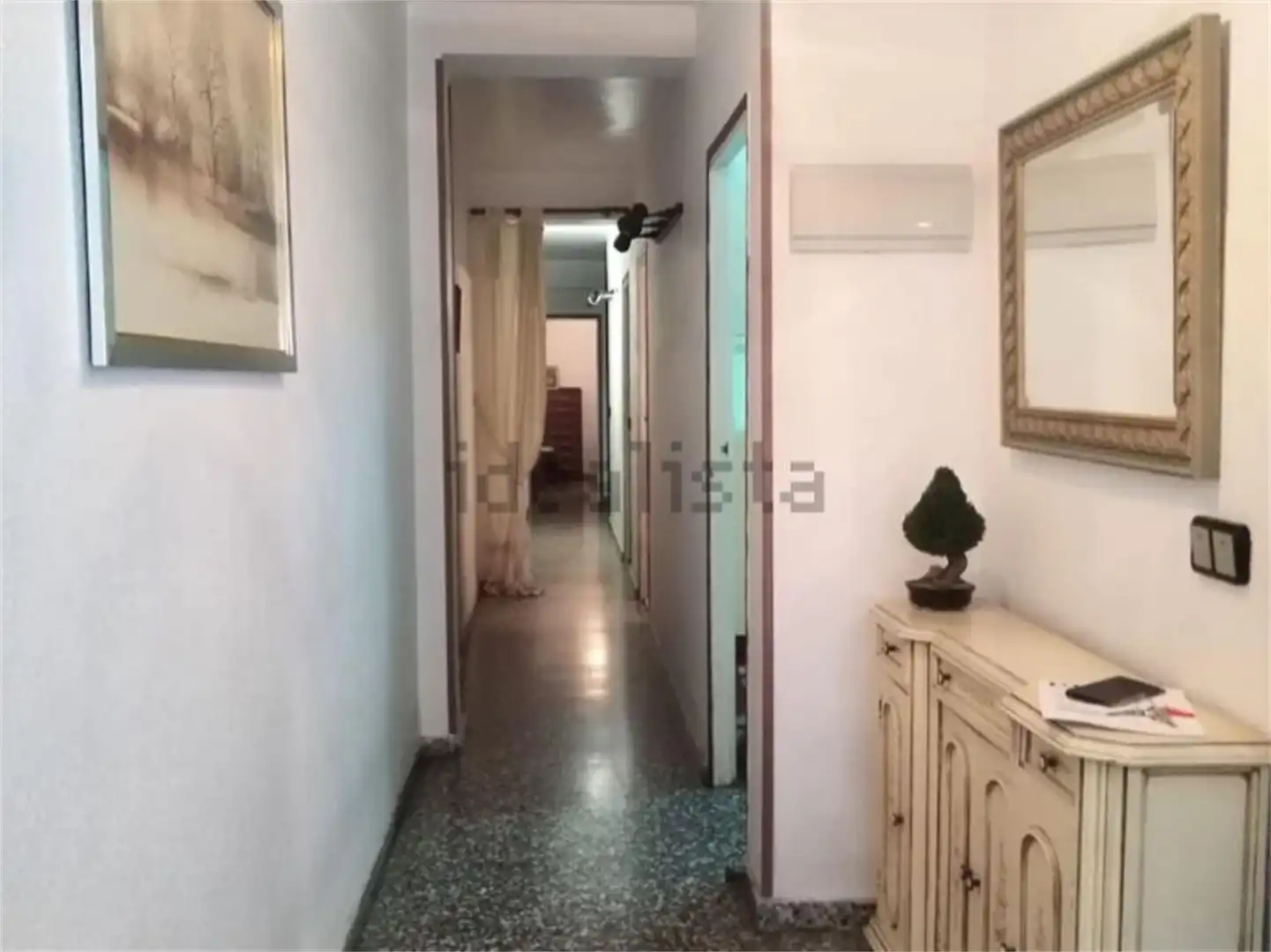 Piso en venta en Calle de Adrada de Haza, Portazgo Piso en venta en Madrid con Aire acondicionado, Calefacción y Amueblado