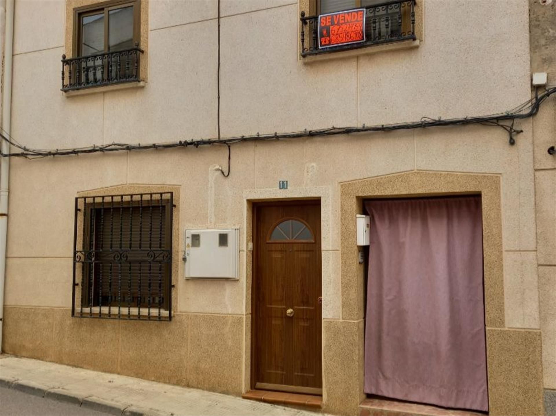 Exterior view of Single-family semi-detached for sale in El Bonillo  with Heating, Terrace and Storage room