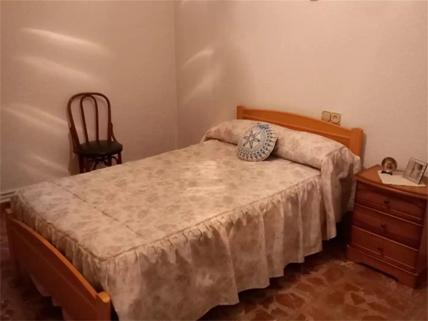 Schlafzimmer von Einfamilien-Reihenhaus zum Verkauf in El Bonillo mit Heizung, Terrasse und Abstellraum