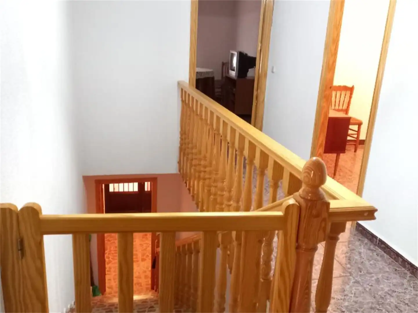 Einfamilien-Reihenhaus zum Verkauf in El Bonillo mit Heizung, Terrasse und Abstellraum