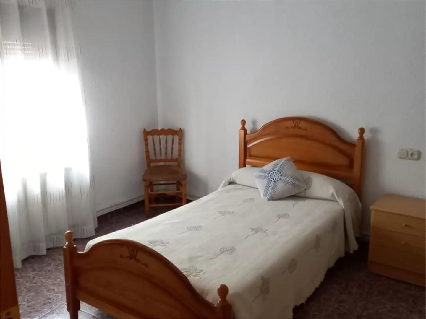 Schlafzimmer von Einfamilien-Reihenhaus zum Verkauf in El Bonillo mit Heizung, Terrasse und Abstellraum