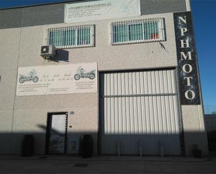 Vista exterior de Nau industrial en venda en Ciempozuelos amb Aire condicionat, Calefacció i Moblat