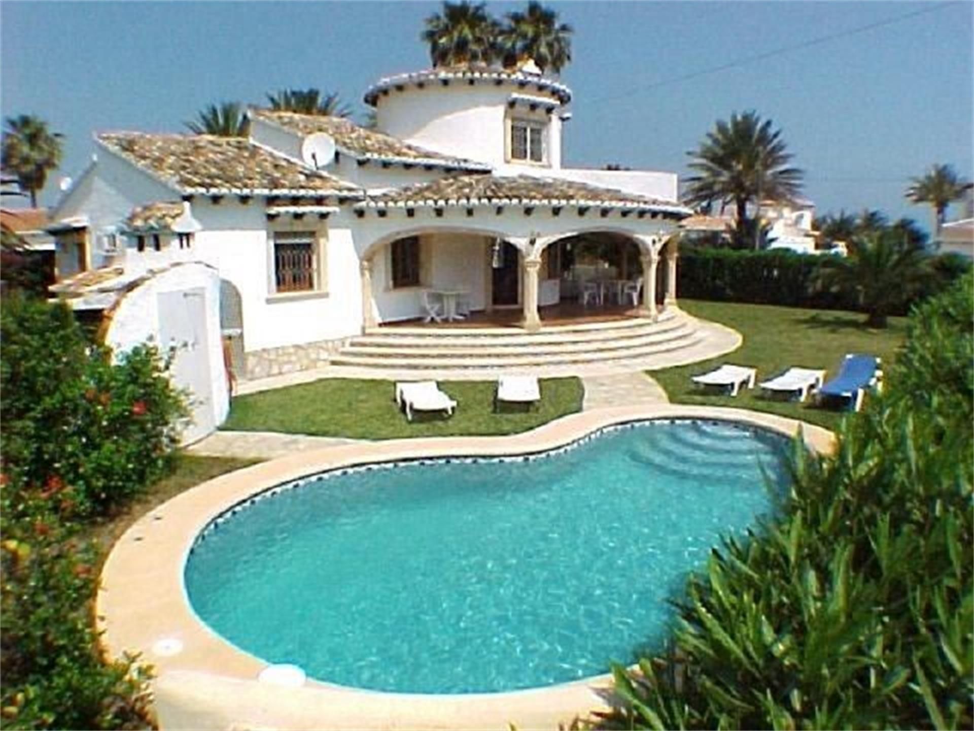 Swimming pool of House or chalet for sale in Dénia  with Air Conditioner, Terrace and Swimming Pool