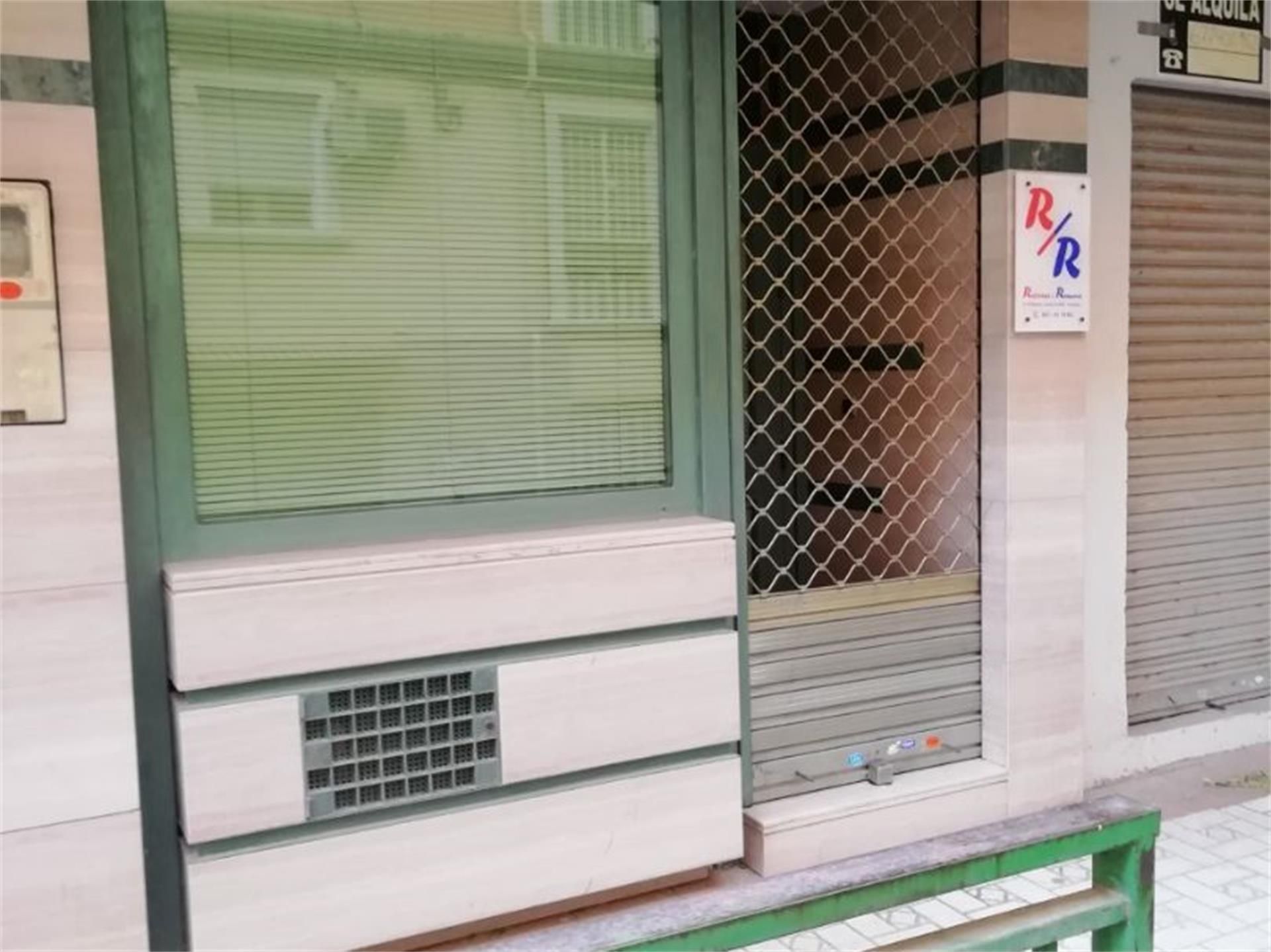Premises to rent in Calle El Purche, Crta. De la Sierra