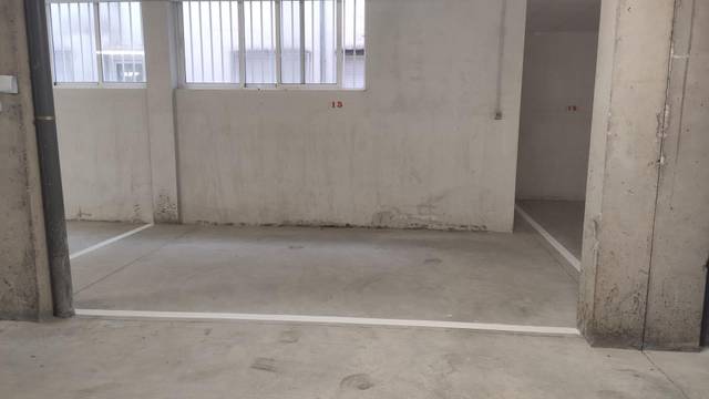 Garaje en Alquiler en Rúa Montirón, 64 en San Roque - As Fontiñas