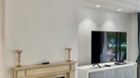 Piso de alquiler en Calle Rossini, Sierra Blanca, Málaga - imagen 3 Foto 3 de Piso de alquiler en Calle Rossini, Sierra Blanca, Málaga