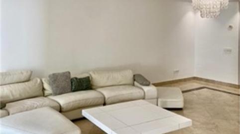 Piso de alquiler en Calle Rossini, Sierra Blanca, Málaga - imagen 4 Foto 4 de Piso de alquiler en Calle Rossini, Sierra Blanca, Málaga